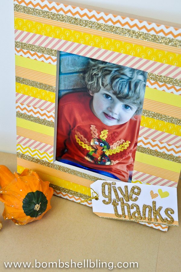 Make a fun Give Thanks frame using washi tape! Simple DIY craft for Thanksgiving!
