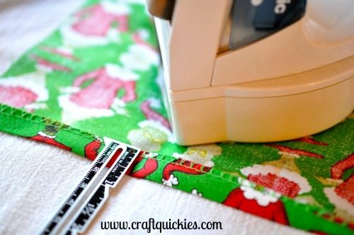 I love this Grinch inspired outfit! So simple to make!