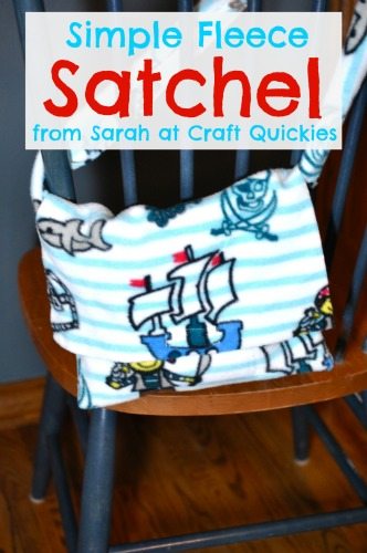 Simple Fleece Satchel from Sarah at Craft Quickies