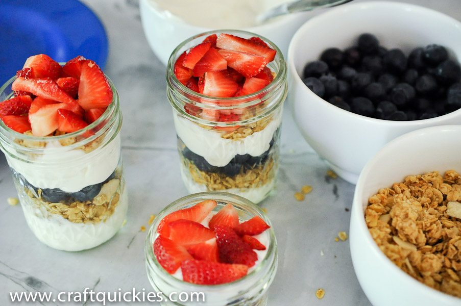 Individual Patriotic Parfaits are the perfect thing for a 4th of July brunch!