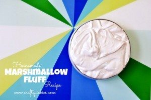 Homemade Marshmallow Fluff recipe. Surprisingly simple! Yum!