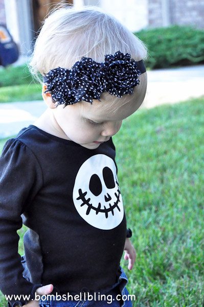 I love this Jack Skellington inspired shirt! Made with the Cricut and iron-on vinyl, this shirt comes together in a flash! #halloween #jackskellington #nightmarebeforechristmas