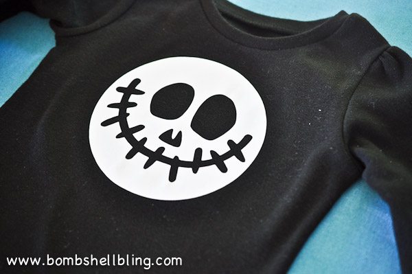 I love this Jack Skellington inspired shirt! Made with the Cricut and iron-on vinyl, this shirt comes together in a flash! #halloween #jackskellington #nightmarebeforechristmas