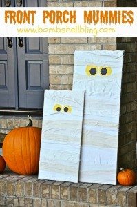 I must make these front porch mummies! They look so impressive but seem so easy to make!