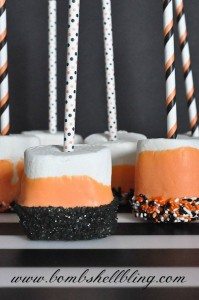 Spooky Halloween Marshmallow Dippers from Bombshell Bling - A perfect treat to make with kiddos for Halloween parties at home or for school! #halloween