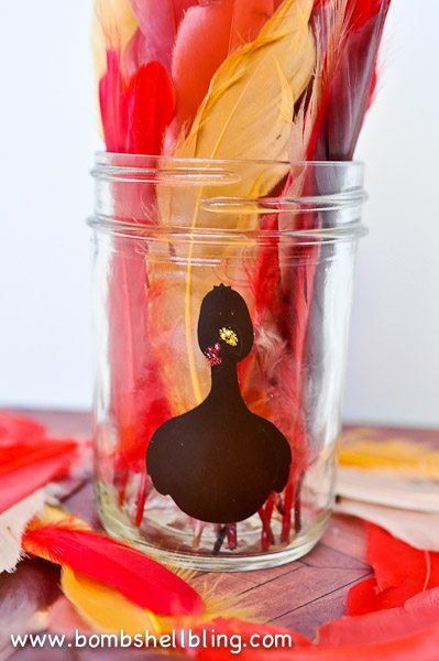 Teaching kids gratitude is easy with this silly turkey gratitude jar idea! Perfect for Thanksgiving!