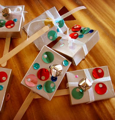 40+ New Year's Eve Party Ideas for food, decorations, activities, and more to make your kid-friendly New Years Eve Party a ball!