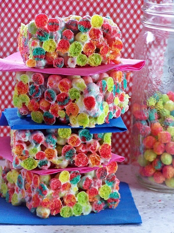 40+ Kid Friendly New Year's Eve Party Ideas Full of Fun