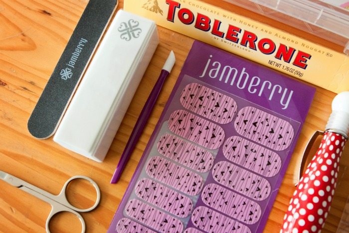 Jamberry Nails Giveaway!