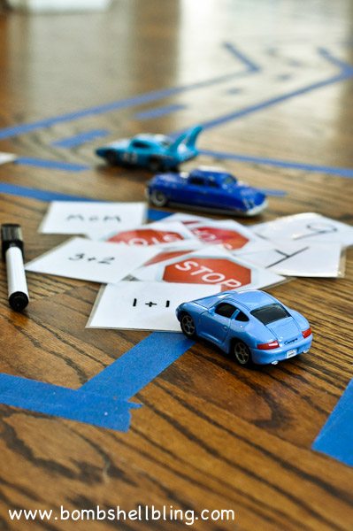 Such a cute indoor learning game for kids! Perfect for preschoolers, moms, and homeschool!
