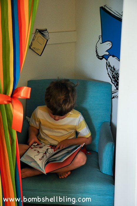 Dr Seuss Closet-24
