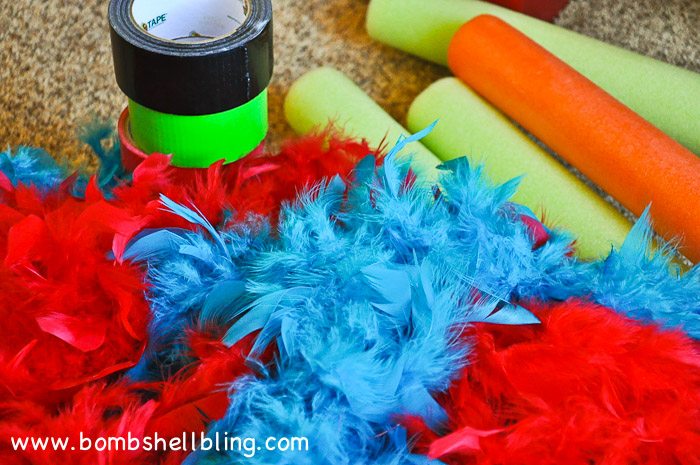 Make truffula trees using pool noodles and feather boas! BRILLIANT!! Perfect for any Dr. Seuss themed room whether it's a classroom or a bedroom!