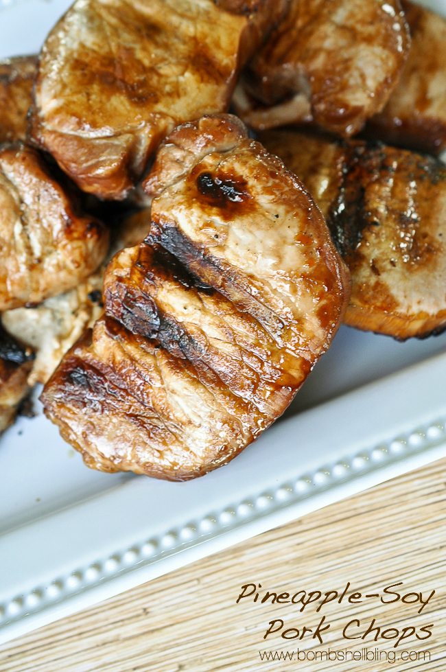 These pineapple soy pork chops are freaky simple and YUMMMY!
