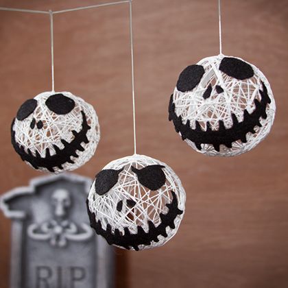 disney-nightmare-before-christmas-jack-skellington-halloween-string-garland-photo-420x420-IMG_3694