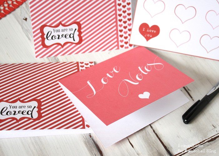 These free printable Valentine's Day cards are way too cute!  They are the perfect surprise for your sweetie, your kiddos, your friends, or anyone else this Valentine's Day!