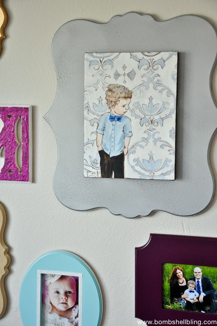 I love this gallery wall! Girly and glam!
