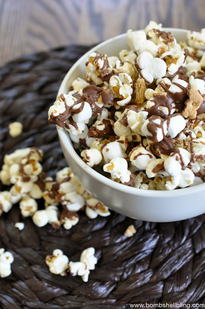 YUM!!! S'mores popcorn! And so SIMPLE!