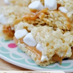 Caramel Rice Krispie Treat Sandwiches