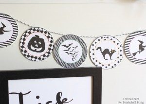 Free printable Halloween Banner. Just print, cut and hang!