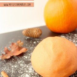 Pumpkin Spice Playdough Recipe