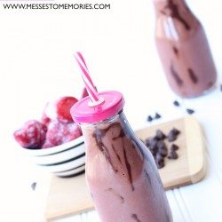 Chocolate Covered Strawberry Smoothie