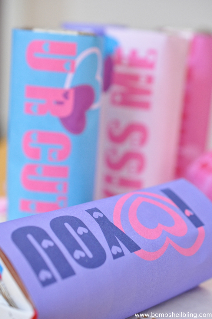 These Valentine's Day printable milk box wrappers are perfect to make drinks for a class party or lunchbox extra cute this February! FREE to download now.