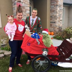 The Grinch and Cindy Lou Who Halloween Costumes (and Christmas Card!)