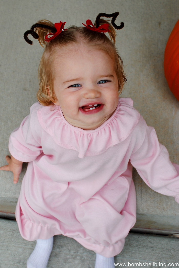 Smiling Cindy Lou Who--Bombshell Bling_