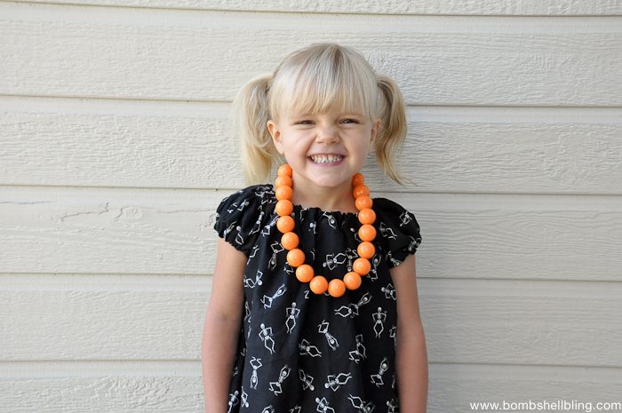 bubblegum-necklace-tutorial-6