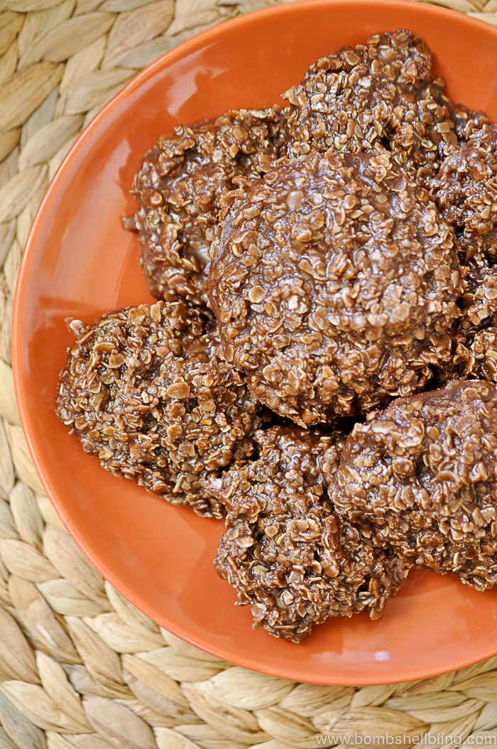 These no bake cookies are easy to make, but SO tasty! Perfect for a hot summer day when you don't want to turn on the oven!