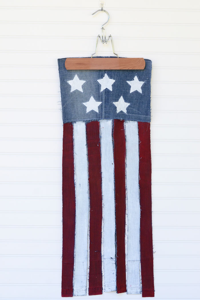 DIY Upcycled Jeans Patriotic Flag Banner