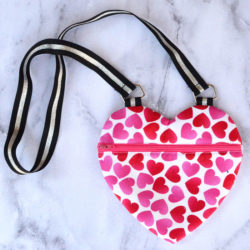 Crossbody Heart Purse for Girls – Free Sewing Pattern