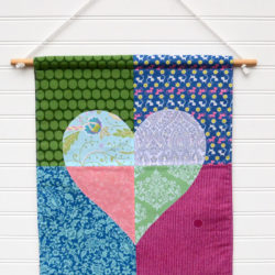Color Block Heart Banner – Free Sewing Pattern